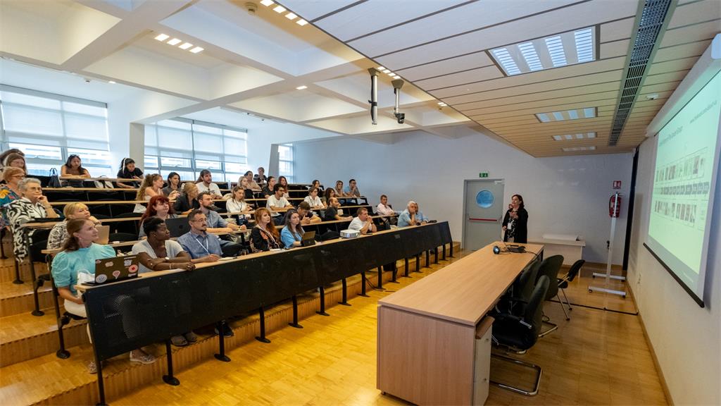 Zamjenica urednika časopisa Lancet održala predavanje na Medicinskom fakultetu u Splitu